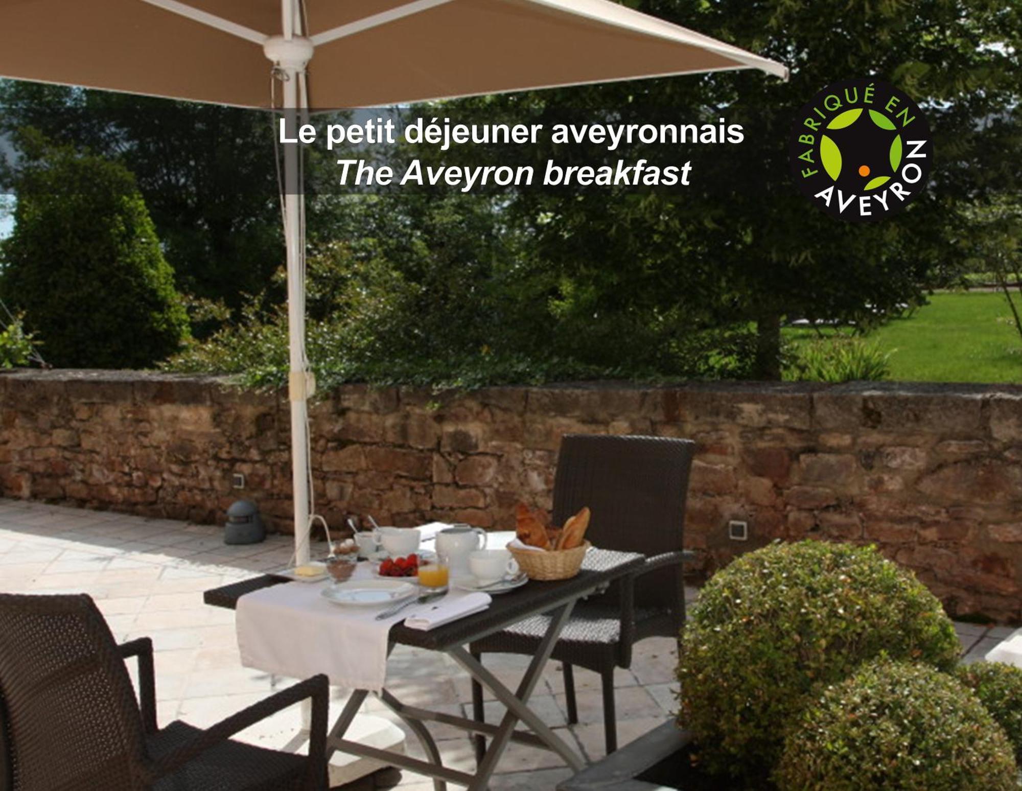 Hotel La Ferme De Bourran Rodez - Parking Prive Gratuit Exterior foto