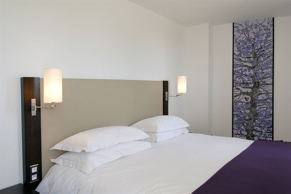 Hotel La Ferme De Bourran Rodez - Parking Prive Gratuit Exterior foto